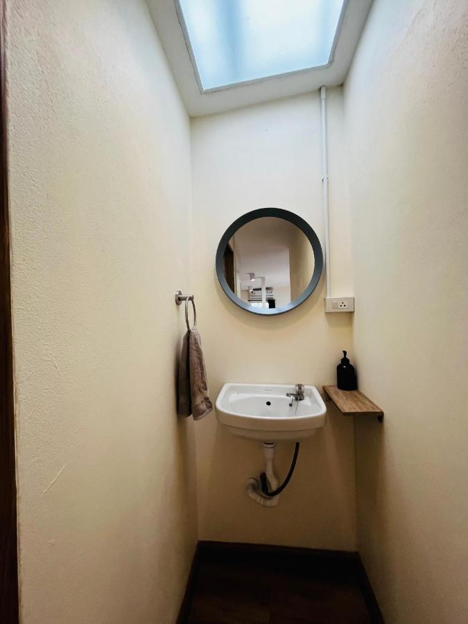 チエンマイ ナンバー 4 オールド タウンホステル エクステリア 写真